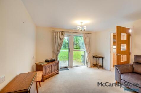 8695202-interior12.jpg