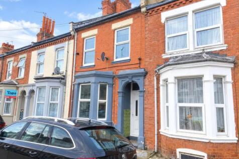 3 Bedroom Terraced in NN1 4PG