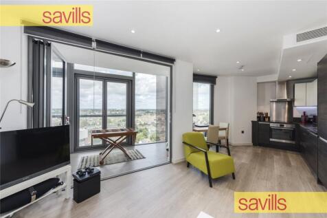 A delightful one bedroom apartment with a fantastic winter garden.