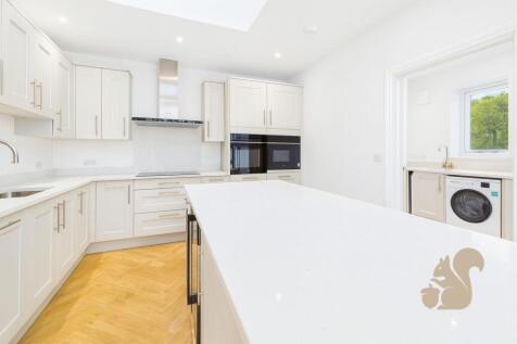 Moulsham Green - Plot 3 Kitchen onto Utility Room.