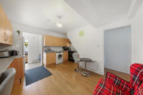 Reception/kitchen
