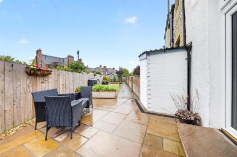 Rear Garden (3).jpg