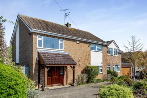 5 Bedroom Detached in PE8 4PH