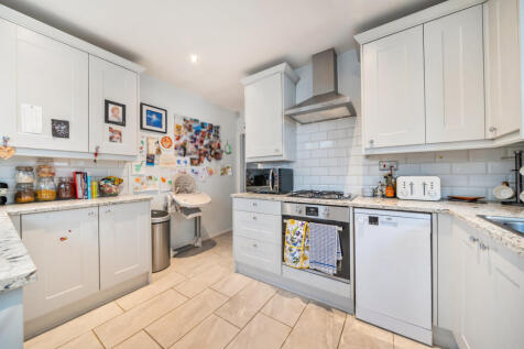 1399685-10-6966d3...