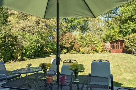 40-681e1a3b45743-...