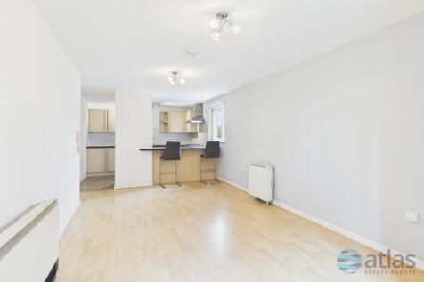 Living/Kitchen Space