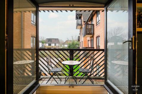 Boleyn court-25_web.jpg