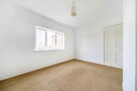 28 High Street, Astcote