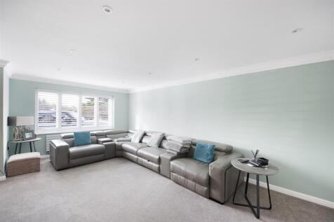 14 The Acorns ph12.jpg