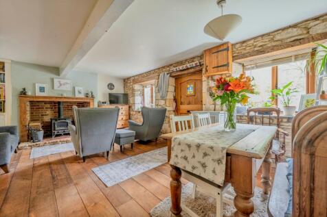 Living Room & Dining Area