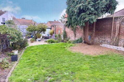 GARDEN.jpg