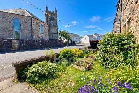 Church Street, Lochwinnoch front garden