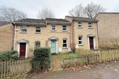 2 bed terraced house to rent All Saints Road, Tun