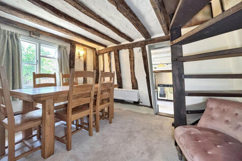 Dining/Living Roo...