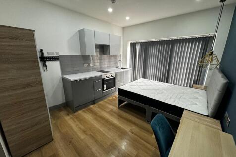 3 Bedroom Flat in DE1 2GU