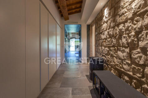 Interno