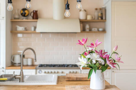 1383544-1-69243e6...