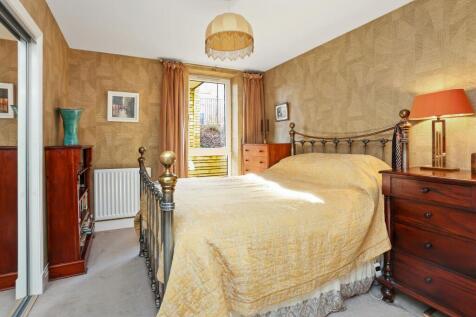 1 bed, 1 bath Ground Flat in Edinburgh - Photo 6