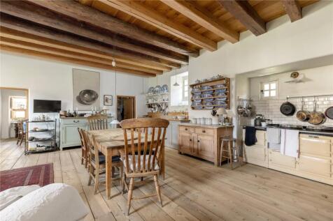 10 bed, 6 bath Detached in Edinburgh - Photo 6