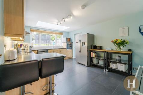 Hadleigh Estate Agents-19.jpg