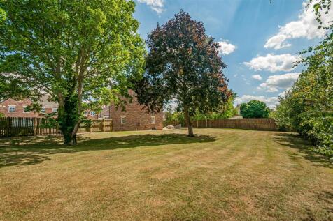 5 Sycamore Close -22.jpg