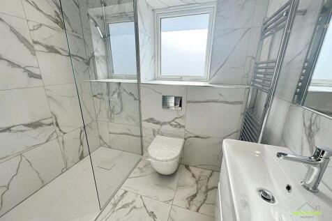 PHOTO-2025-08-22-11-26-40 3.jpg