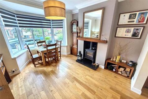 Front Lounge