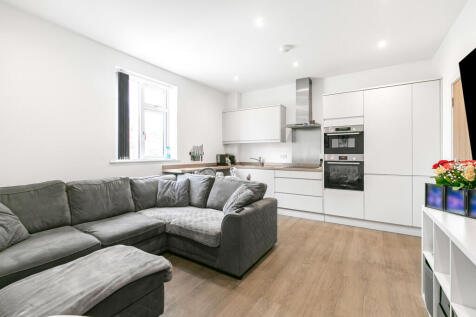 Reception/Kitchen
