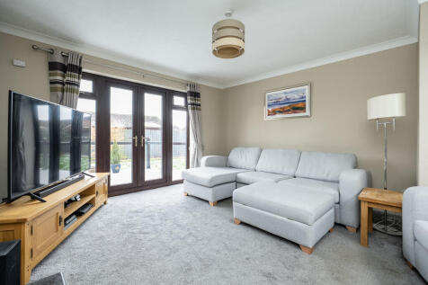 Lounge 2