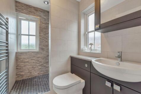 Bedroom One En-Suite