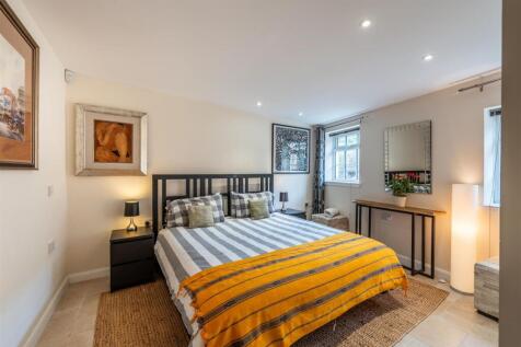 Fairylea House, Alyth, Blairgowrie