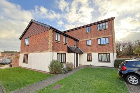 2 bed flat/apartment for rent in Pyegrove Chase, Forest Park, Bracknell, Berkshire, RG12