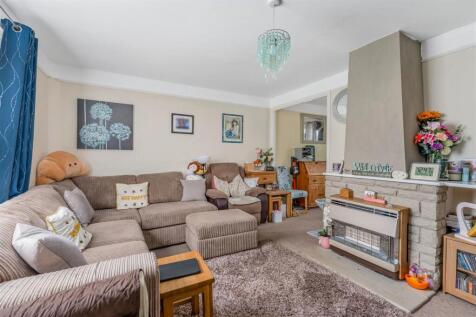 2 Easington Gardens, Banbury-7.jpg