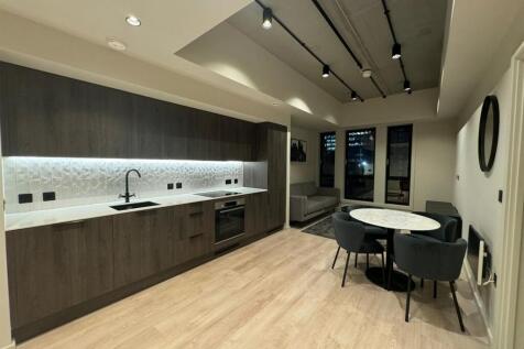 Kitchen area.jpeg