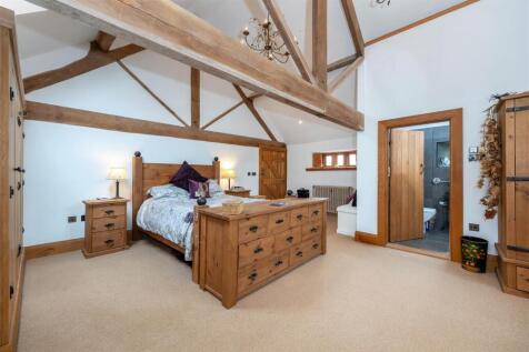 North Barn Internal (12).jpg