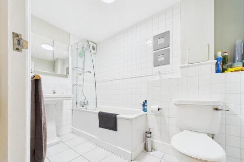 CAM01981G0-PR0129-STILL006 (1).jpg