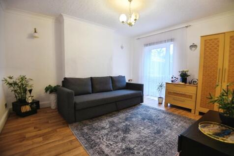 Apartment Lounge/Bedroom