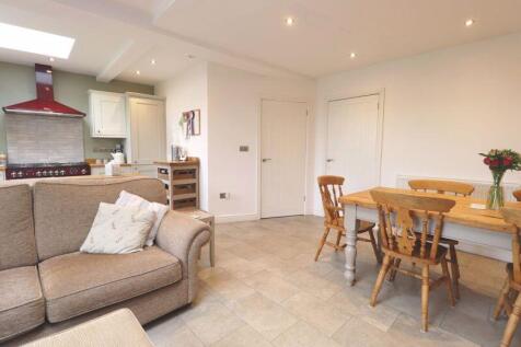 Open Plan Living/Kitchen/Dining Room