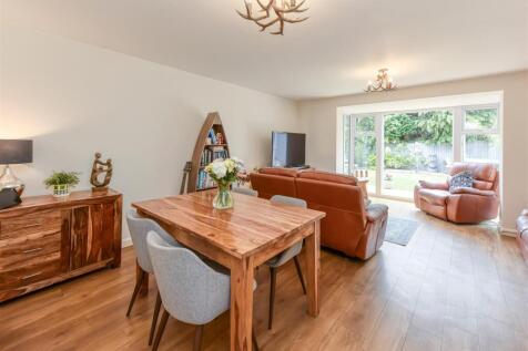 61 Henry Fowler Drive-reception1.jpg