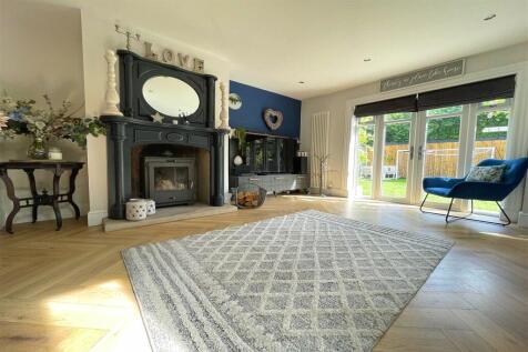 Kitchen/Diner/Family