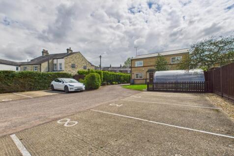 CAM02545G0-PR0391-STILL001