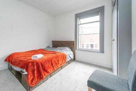 BEDROOMS AND BATHROOMS