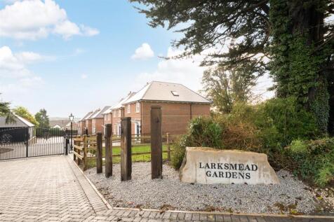 Larskmead Gardens