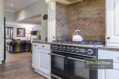 Sycamore Avenue Crosby L23