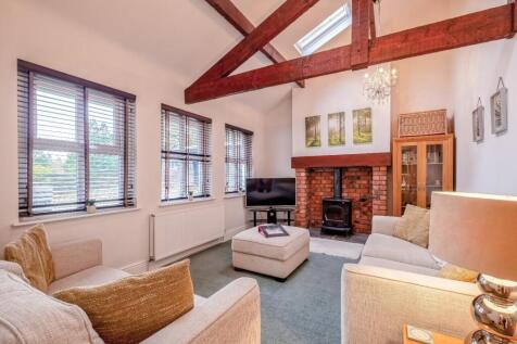 2 Croft Cottage &amp; Studio