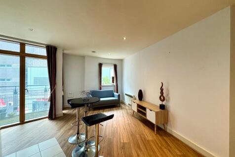 Lounge pic 5.jpeg