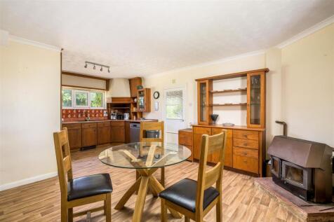 240809 - Sackville Farm House, Riseley - 24.jpg