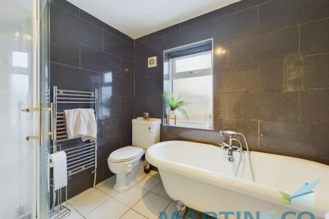 CAM01870G0-PR0147...