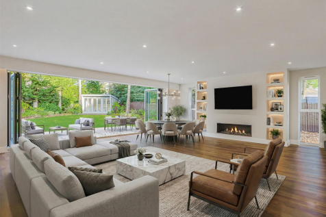 Open Plan Living / Dining