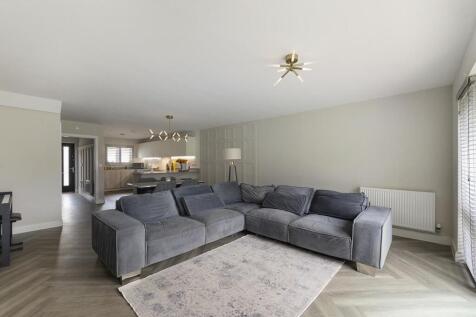 Kitchen/Diner/Living Room